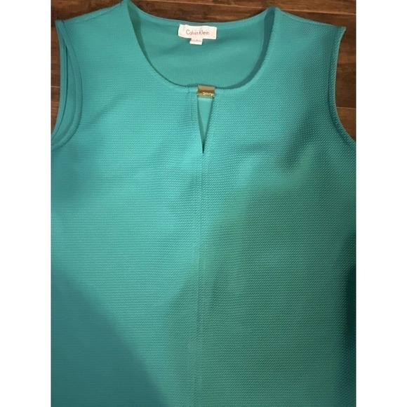Calvin Klein Shirt Women’s Green Keyhole Neck Sleeveless Sz:L - Picture 2 of 4